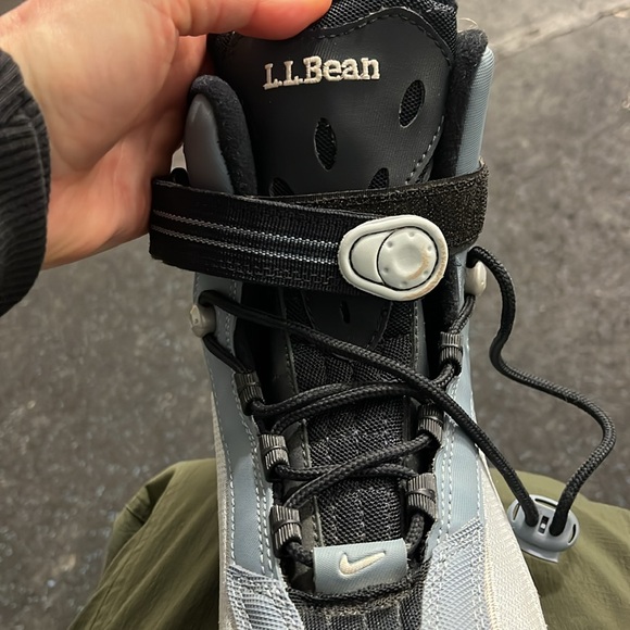 L.L. Bean Nike Flexposite Ice Skates - Picture 4 of 4